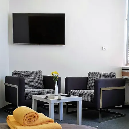 Hotel Creo City